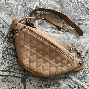 Bebe Fanny pack